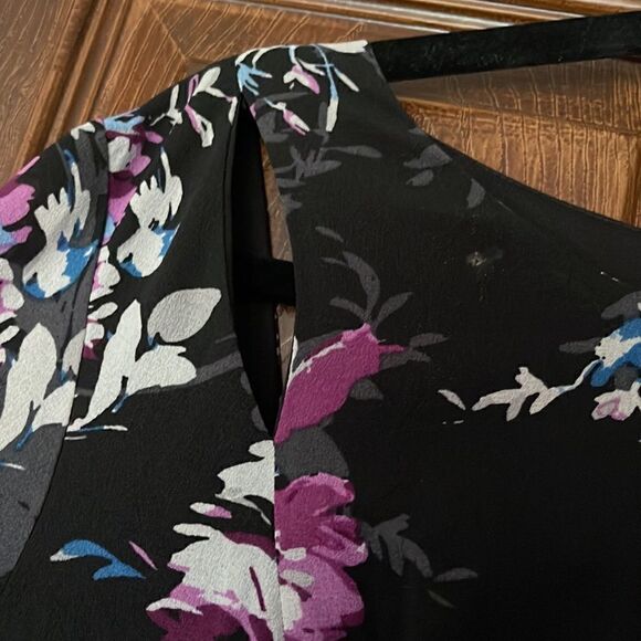 Floral Torrid Dress with Bell Sleeves - Picture 4 of 12